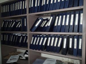 Orderly shelves